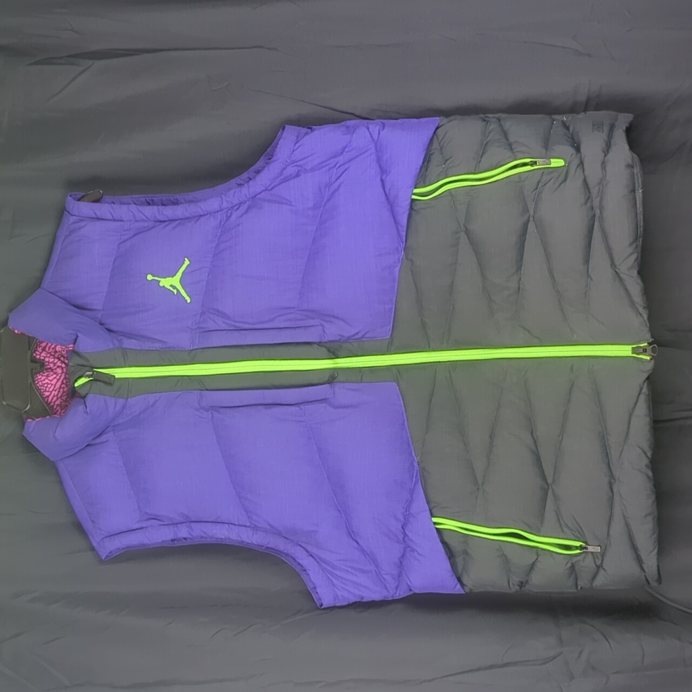EUC JORDAN PUFFER VEST LARGE